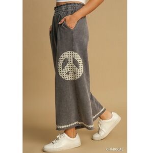 Umgee Charcoal Wide-Leg Pants with Peace Sign